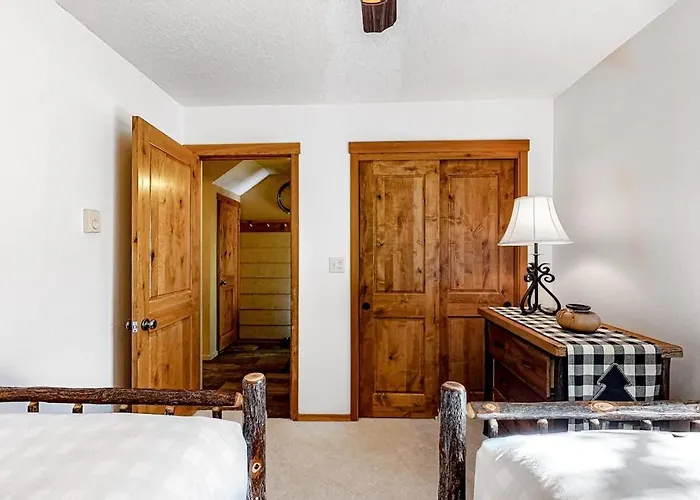 5123 Foxtail Apartamento *
