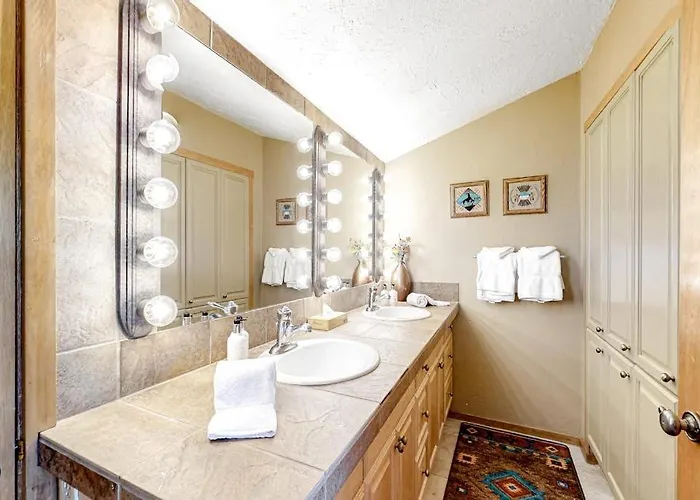 Apartamento 5123 Foxtail Wilson